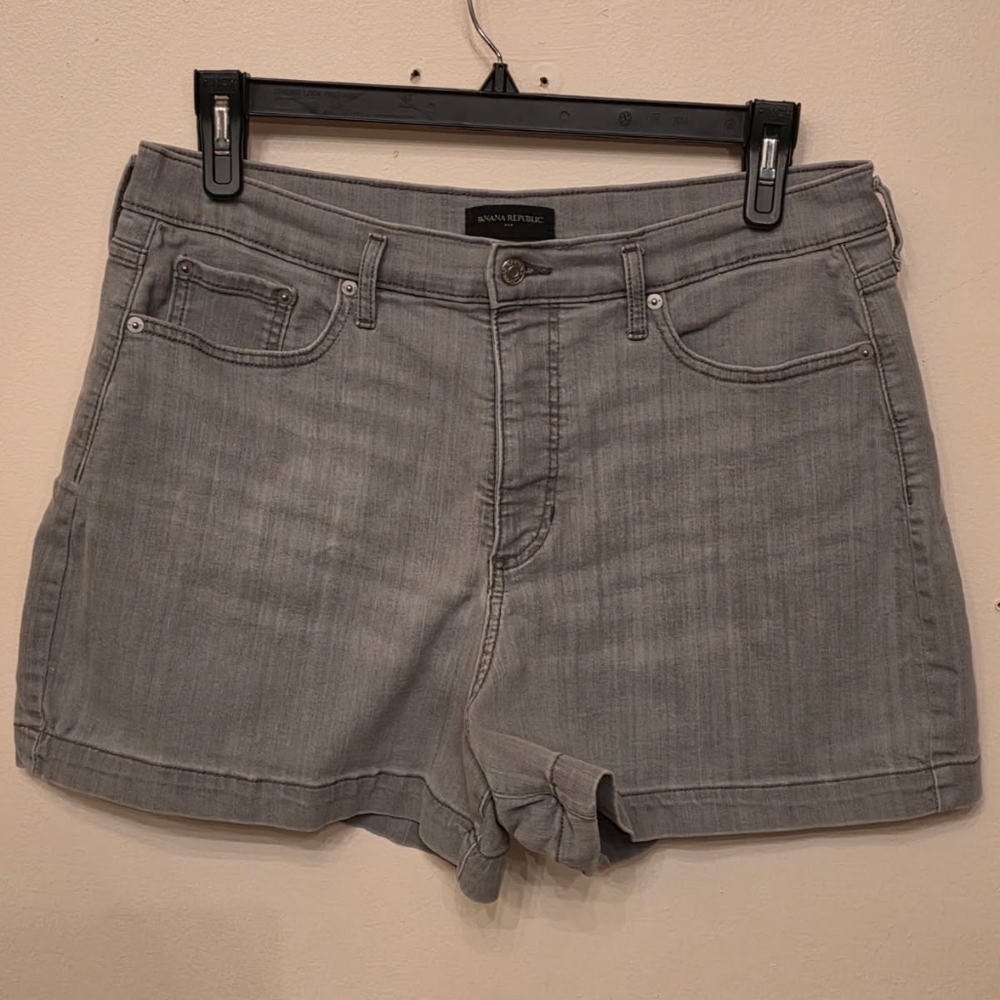 Banana Republic Gray Jeans with Classic Fit